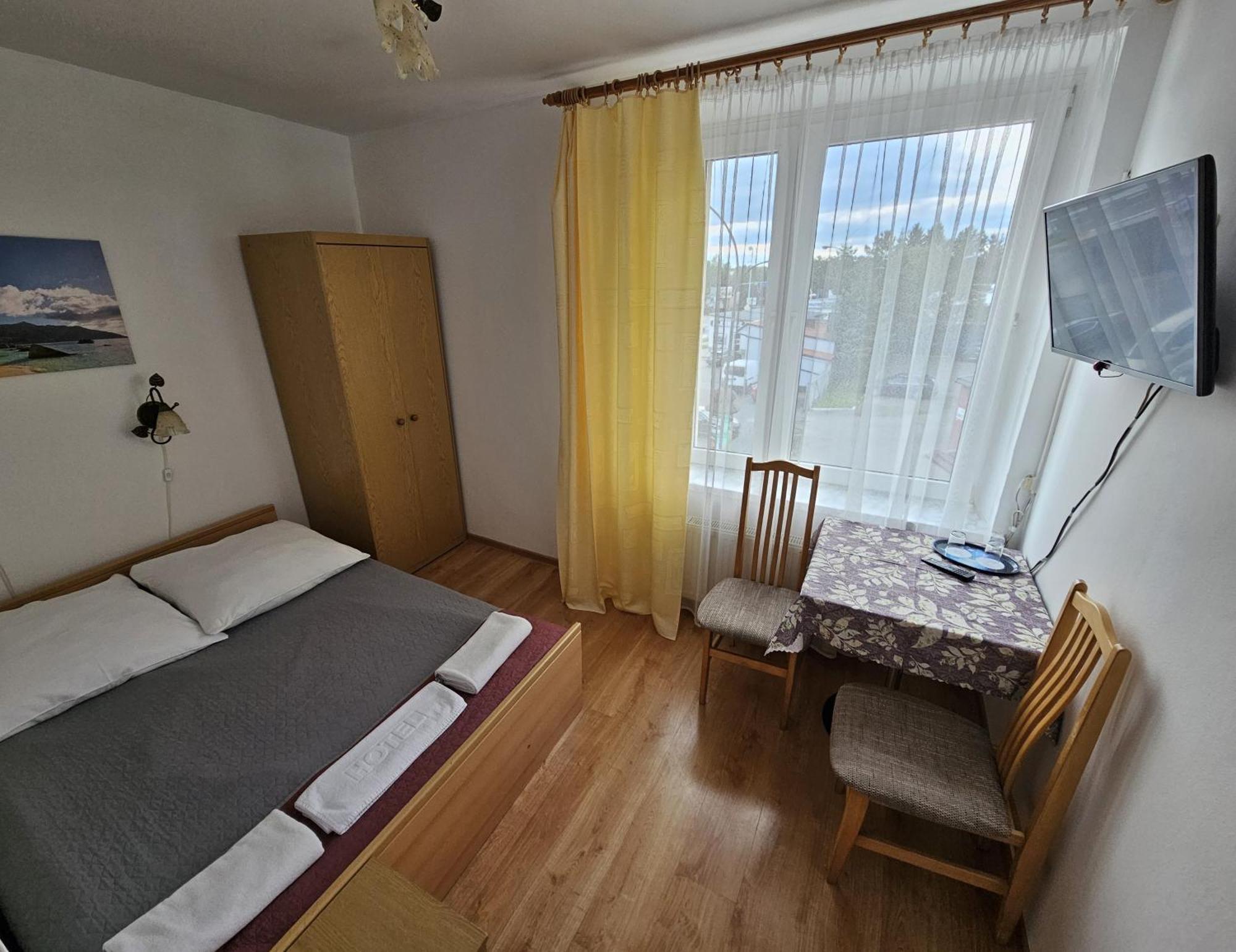 Eden 24h Hotel